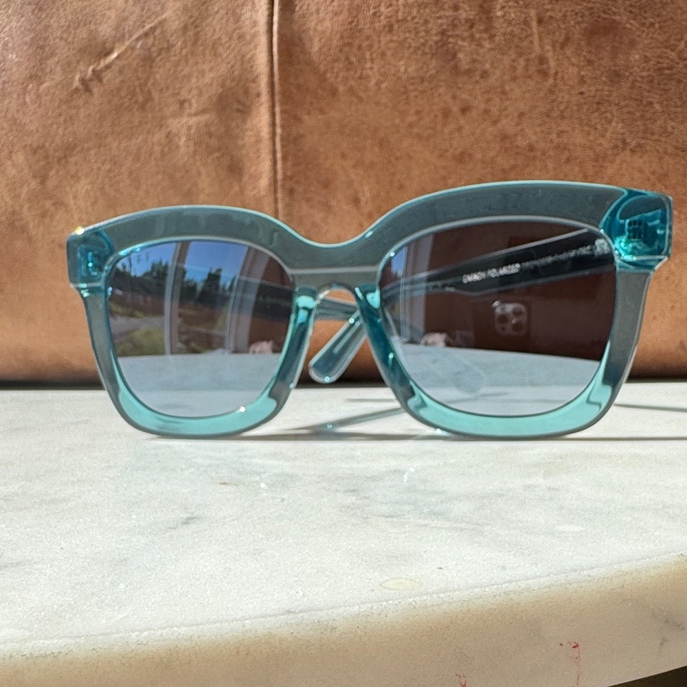 Diff Eyewear Carson Polarized New with case deep aqua